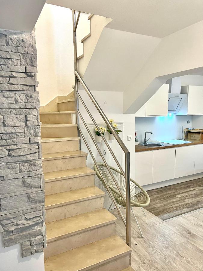 Holiday Home Maria One Minute From -Beach Zadar Exterior photo