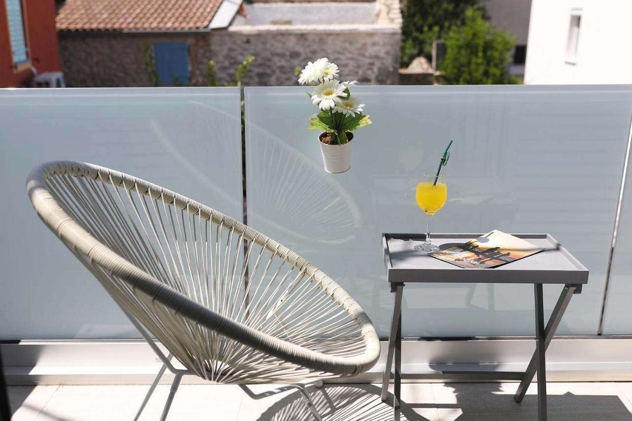 Holiday Home Maria One Minute From -Beach Zadar Exterior photo