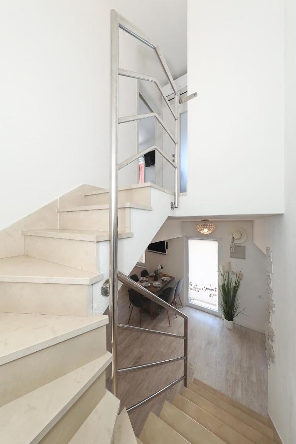 Holiday Home Maria One Minute From -Beach Zadar Exterior photo